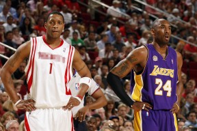 国家队比赛风格缺乏鲜明特色，国家队表现