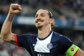 凯恩·瑞安：新西兰橄榄球的未来希望，提升全黑队整体实力，新西兰橄榄球俱乐部